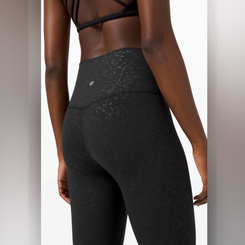 Align Tight 25”  Speckle Emboss Black. Pristine Like New Condition. RARE!!  B-8